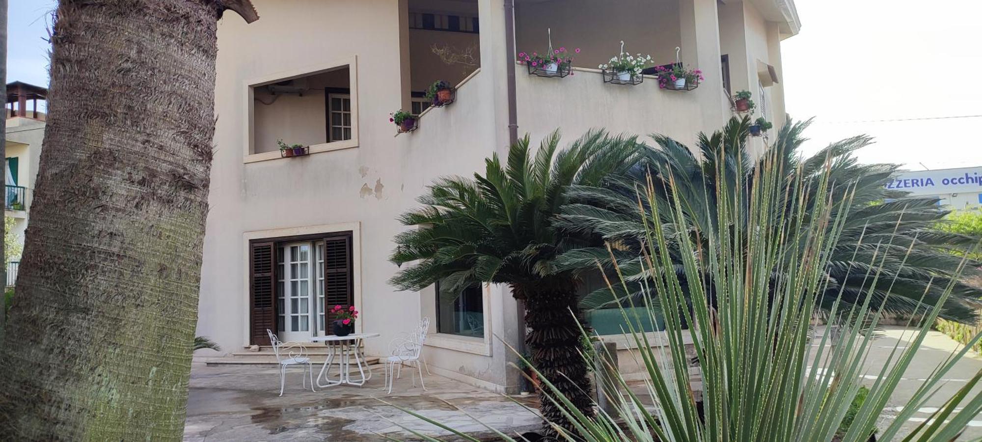 B&B Villa Victoria รากูซา ภายนอก รูปภาพ