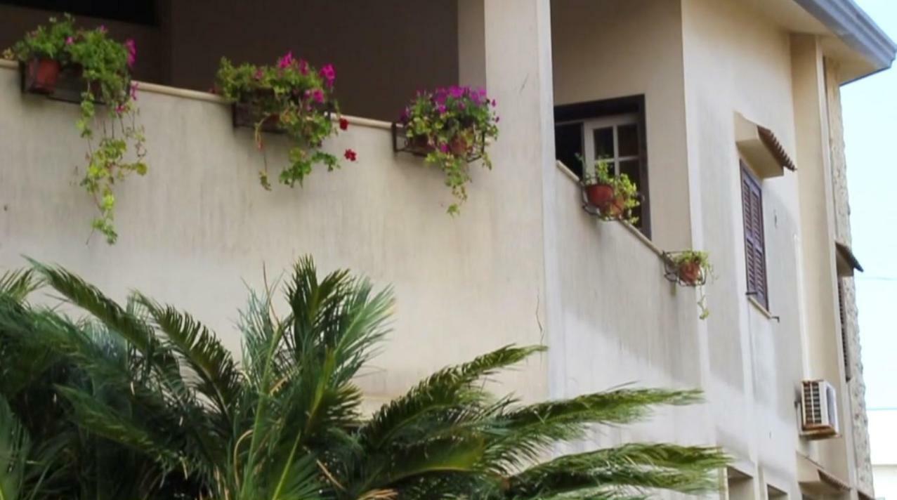 B&B Villa Victoria รากูซา ภายนอก รูปภาพ
