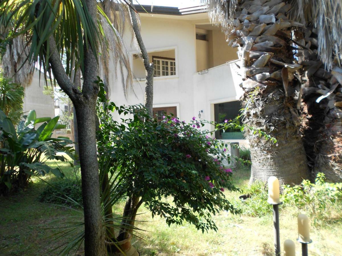 B&B Villa Victoria รากูซา ภายนอก รูปภาพ